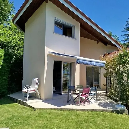 Gite Les Genets Holiday home Saint-Antoine (Isere)