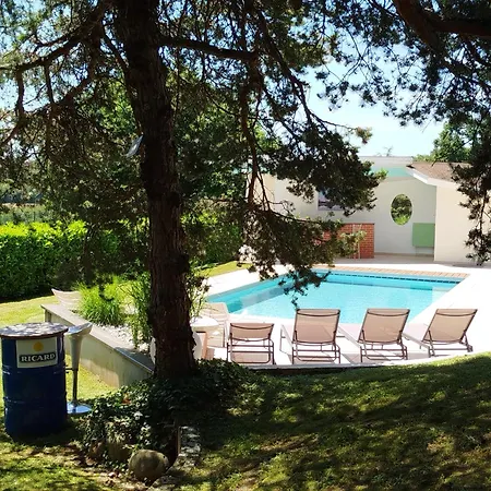 Holiday home Les Genets